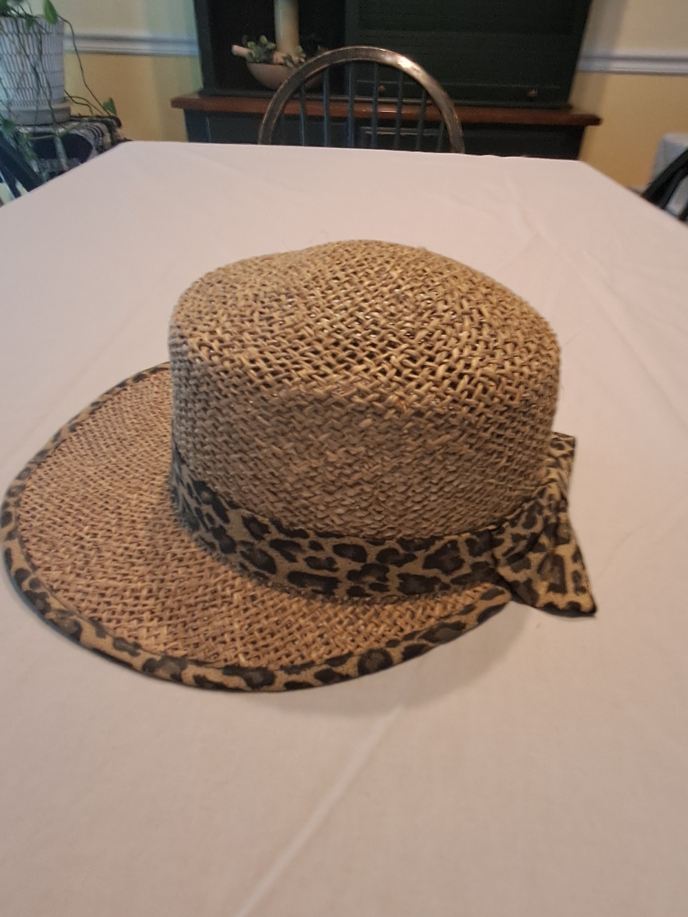 Straw Sun Hat with Leopard Band - Natural